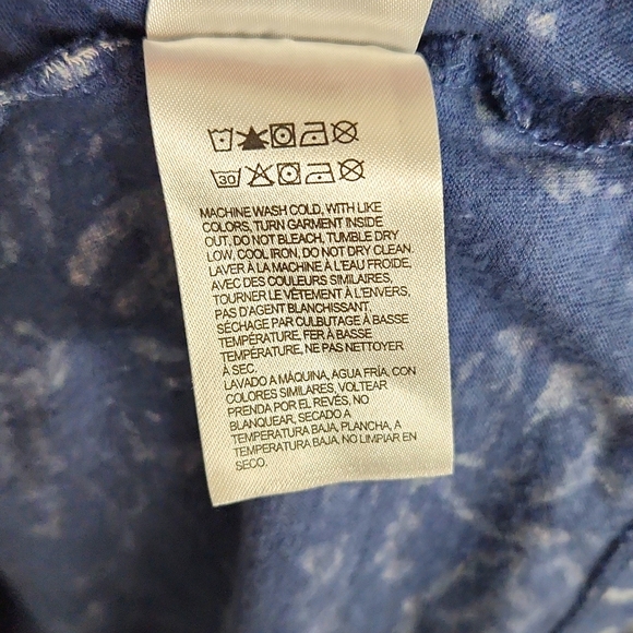 Lucky Brand blue floral flutter sleeve t-shirt Size: L - Picture 5 of 6